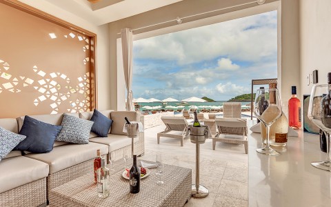 royalton_antigua-5-62570f44c0b68-480x300 (1)