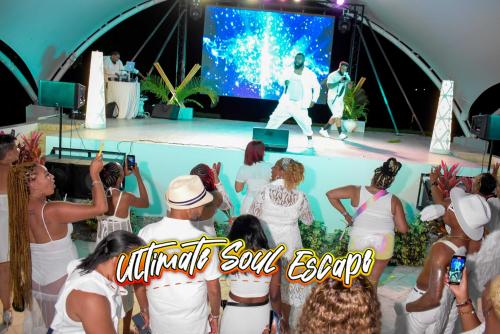 July-21-2022-All-White-Party-z4-013