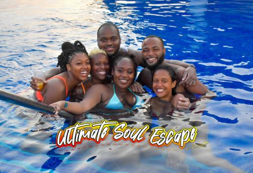 July-25-2022-Pool-Fun-z1-009